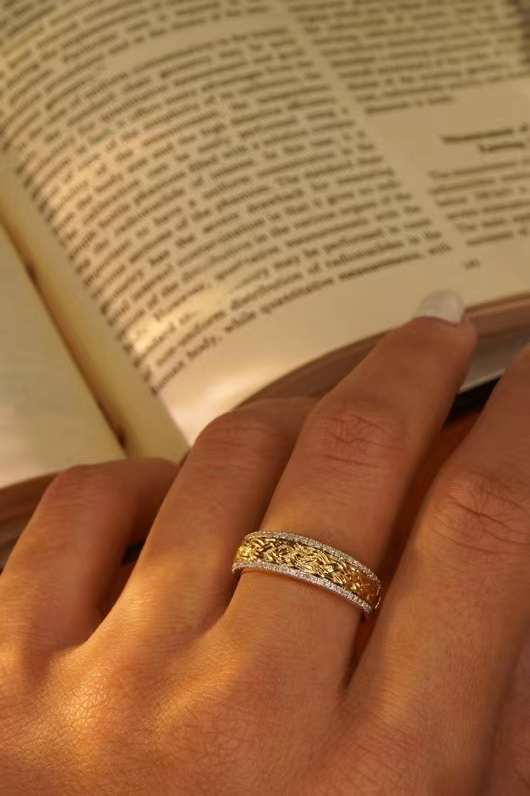 Double diamond rings women 18k gold middle weave textured design ring