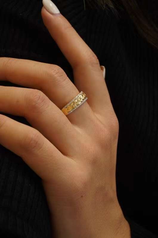 Double diamond rings women 18k gold middle weave textured design ring